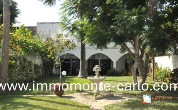 villa avec beau jardin à l’Agdal, Rabat